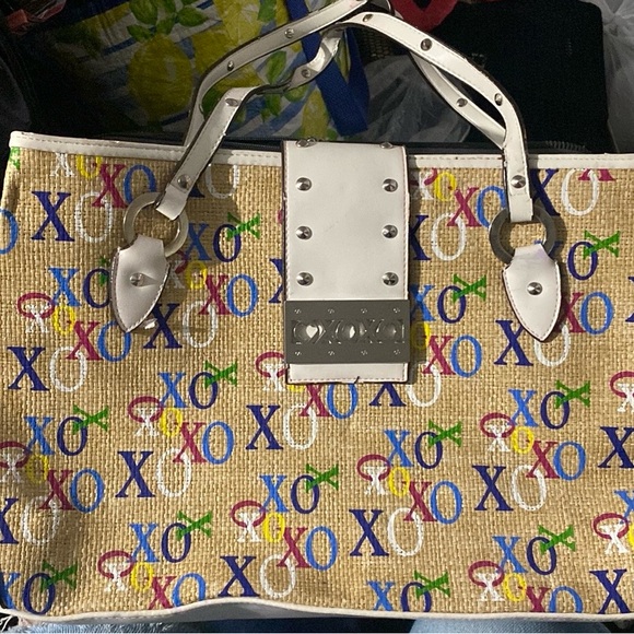 XOXO Handbags - Vintage xoxo purse in fair condition